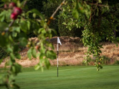 Leråkra Golfklubb Vandrarhem