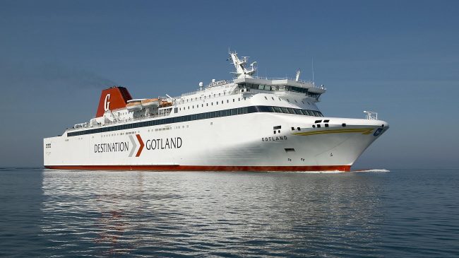 Ta färjan till Gotland!